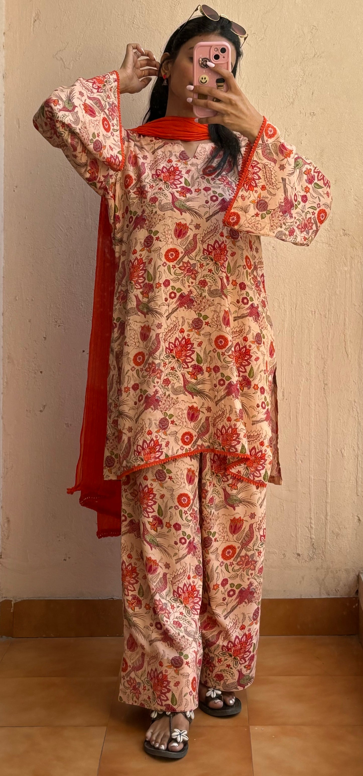 Pakistani kurti with Farsi salwar